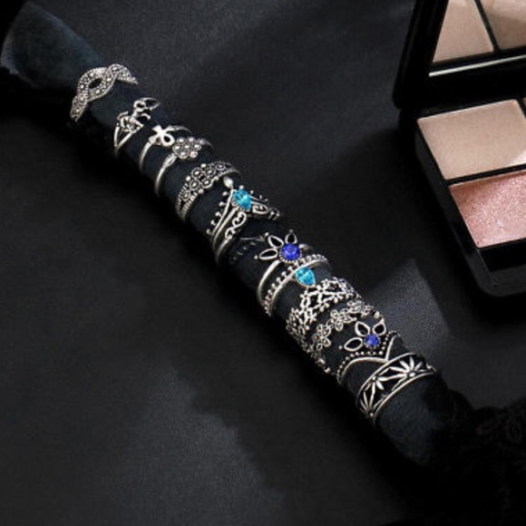 13 Desert Flower Ring Set - Picture 3 of 3